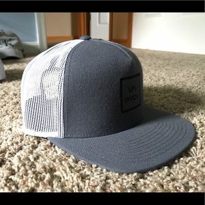 RVCA SnapBack